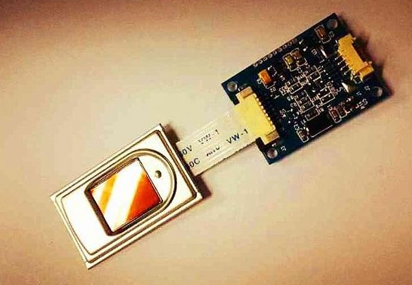 如何選購一款性?xún)r(jià)比高的家用指紋鎖